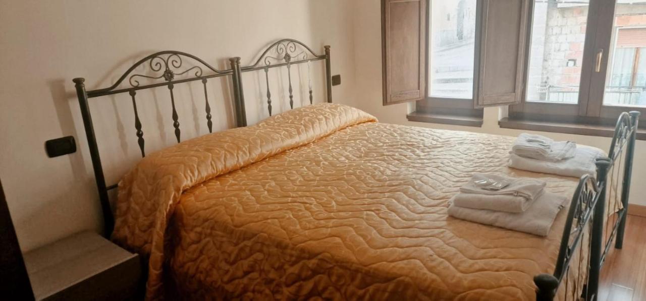 Casa Di Fiore Bad And Breakfast Bed & Breakfast San Giovanni in Fiore Exterior photo