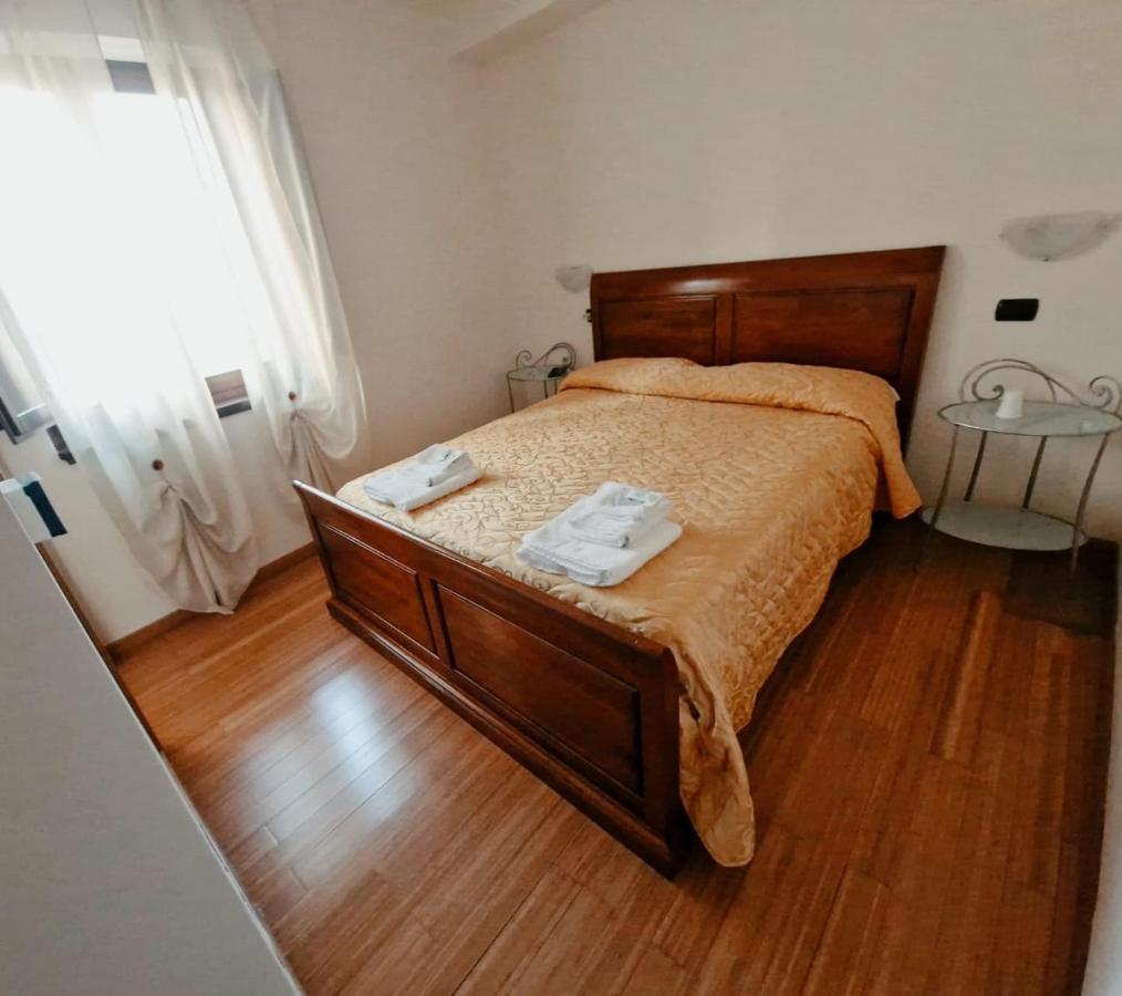 Casa Di Fiore Bad And Breakfast Bed & Breakfast San Giovanni in Fiore Exterior photo