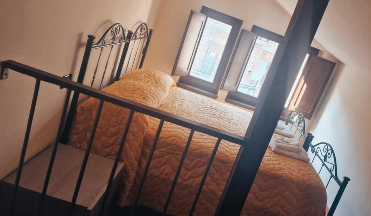 Casa Di Fiore Bad And Breakfast Bed & Breakfast San Giovanni in Fiore Exterior photo