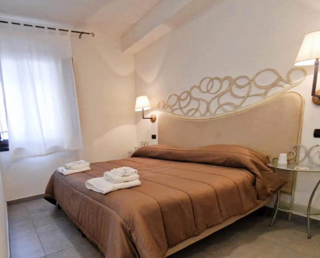 Casa Di Fiore Bad And Breakfast Bed & Breakfast San Giovanni in Fiore Exterior photo